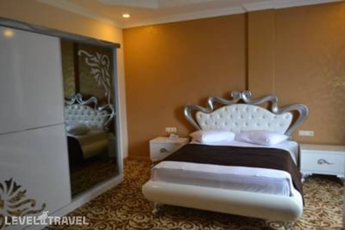 Grand Georgian Palace (Ex. Grand Rixoss Palace) — фото 2