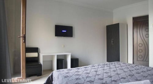 Iberia Hotel — фото 14