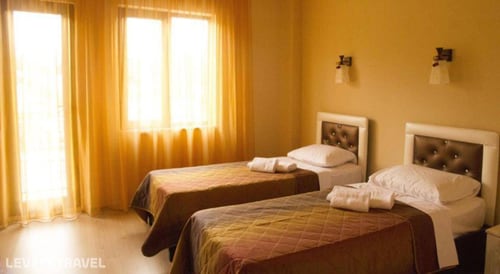 Iberia Hotel — фото 18