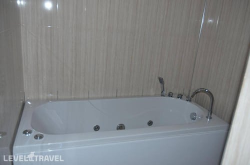 Legacy Hotel — фото 2