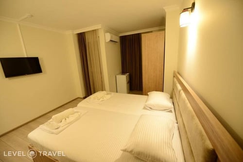 Aristocrat Hotel — фото 41