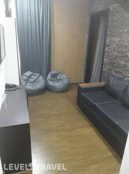 West Tower — фото 2