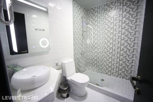 West Tower — фото 12